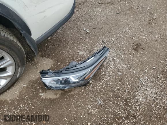 ✅ 2021 Toyota Highlander Limited • VIN: 5TDDZRBH5MS083930 • Lot: 71264475. Wystawiony na Copart z przebiegiem 34 207 mil. Bezpłatny archiwum sprzedaży aukcyjnych z USA i szczegółowy raport historii pojazdu na DreamBid. Zdjęcie 12.