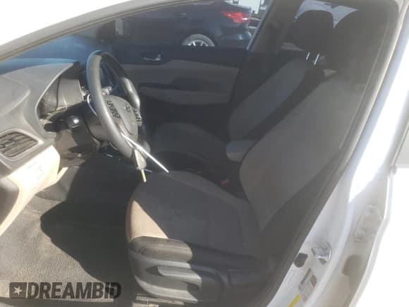 ✅ 2021 Hyundai Accent SE • VIN: 3KPC24A60ME134697 • Лот: 78481034. Опубликован ранее на Copart с пробегом 73 959 миль. Бесплатный доступ к архиву аукционных продаж из США и подробный отчёт об истории автомобиля на DreamBid. Изображение 7.