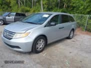 ✅ 2013 Honda Odyssey LX • VIN: 5FNRL5H2XDB001052 • Лот: 43789425. Опубликован ранее на IAAI с пробегом 160 173 миль. Бесплатный доступ к архиву аукционных продаж из США и подробный отчёт об истории автомобиля на DreamBid. Изображение 19.