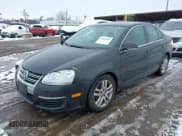 ✅ 2010 Volkswagen Jetta TDI • VIN: 3VWRL7AJ8AM061252 • Lot: 43812031. Listed on IAAI with 223,451 mi. Free auction sales archive from the USA and detailed vehicle history report at DreamBid. Image 2.