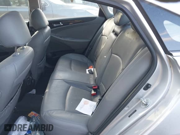 ✅ 2014 Hyundai Sonata Limited • VIN: 5NPEC4AB1EH912666 • Лот: 41672182. Опубликован ранее на IAAI с пробегом 111 003 миль. Бесплатный доступ к архиву аукционных продаж из США и подробный отчёт об истории автомобиля на DreamBid. Изображение 8.