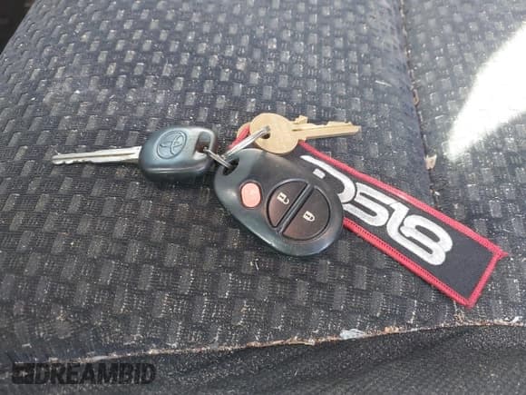 ✅ 2008 Toyota Tundra • VIN: 5TFBT54178X012066 • Лот: 41900677. Опубликован ранее на IAAI с пробегом 249 817 миль. Бесплатный доступ к архиву аукционных продаж из США и подробный отчёт об истории автомобиля на DreamBid. Изображение 11.