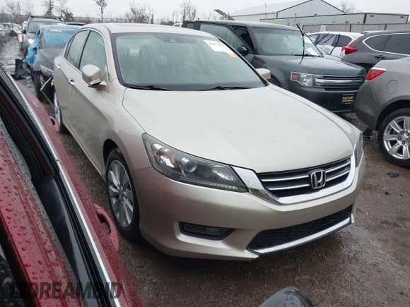 ✅ 2014 Honda Accord EX-L • VIN: 1HGCR2F82EA060702 • Lot: 43674651. Listed on IAAI with 135,643 mi. Free auction sales archive from the USA and detailed vehicle history report at DreamBid. Image 1.
