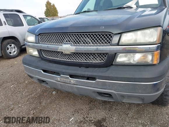 ✅ 2005 Chevrolet Silverado 1500 Z71 • VIN: 1GCEK19B75E288118 • Lot: 43599112. Listed on IAAI with 142,235 mi. Free auction sales archive from the USA and detailed vehicle history report at DreamBid. Image 6.