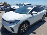 ✅ 2023 Volkswagen ID.4 Pro • VIN: 1V2VMPE81PC036773 • Lot: 42503288. Wystawiony na IAAI z przebiegiem 12 834 mil. Bezpłatny archiwum sprzedaży aukcyjnych z USA i szczegółowy raport historii pojazdu na DreamBid. Zdjęcie 2.