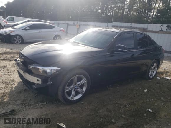 ✅ 2015 BMW 3 Series 320i xDrive • VIN: WBA3C3G5XFNT51336 • Lot: 85849835. Wystawiony na Copart z przebiegiem 126 505 mil. Bezpłatny archiwum sprzedaży aukcyjnych z USA i szczegółowy raport historii pojazdu na DreamBid. Zdjęcie 1.