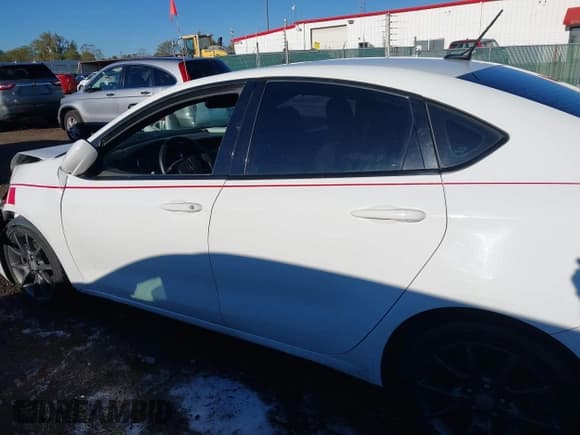 ✅ 2016 Dodge Dart SXT Sport • VIN: 1C3CDFFA1GD816386 • Лот: 43477730. Опубликован ранее на IAAI с пробегом 83 350 миль. Бесплатный доступ к архиву аукционных продаж из США и подробный отчёт об истории автомобиля на DreamBid. Изображение 14.