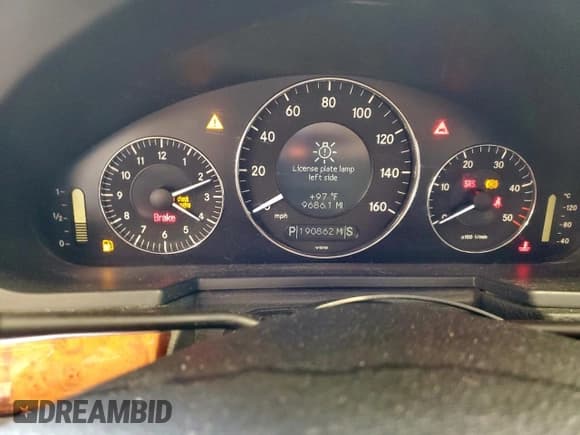 ✅ 2007 Mercedes-Benz E 320 • VIN: WDBUF22X57B069124 • Lot: 64203275. Listed on Copart with 190,862 mi. Free auction sales archive from the USA and detailed vehicle history report at DreamBid. Image 9.