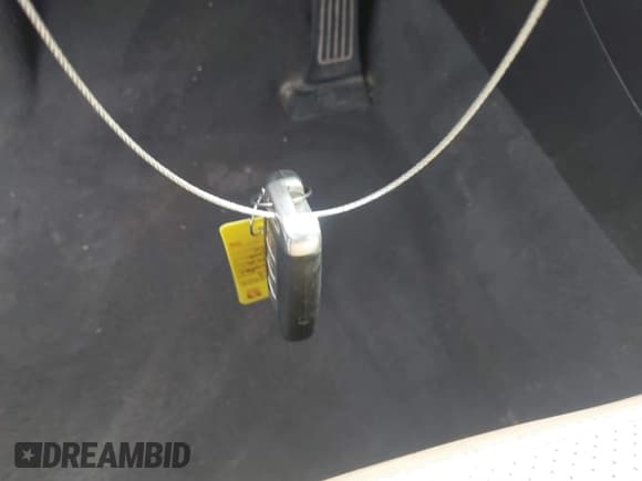 ✅ 2013 Hyundai Azera • VIN: KMHFH4JG6DA233205 • Лот: 41643389. Опубликован ранее на IAAI с пробегом 200 842 миль. Бесплатный доступ к архиву аукционных продаж из США и подробный отчёт об истории автомобиля на DreamBid. Изображение 11.