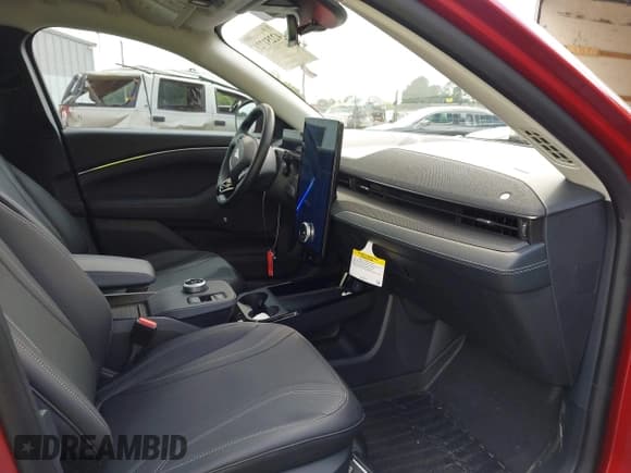 ✅ 2024 Ford Mustang Mach-E Premium • VIN: 3FMTK3R48RMA52853 • Lot: 42251721. Listed on IAAI with 3,167 mi. Free auction sales archive from the USA and detailed vehicle history report at DreamBid. Image 5.