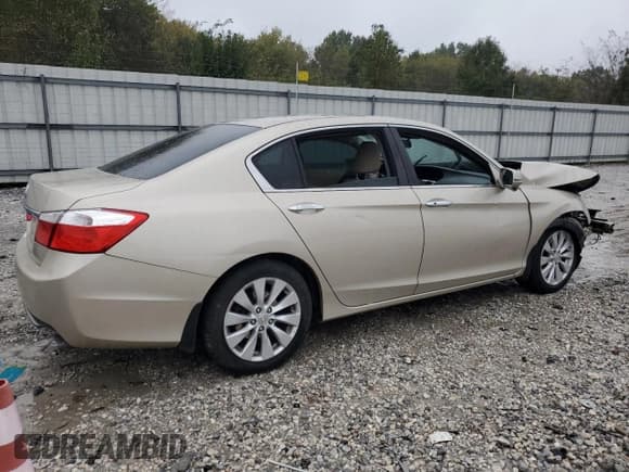 ✅ 2013 Honda Accord EX • VIN: 1HGCR2F79DA175450 • Lot: 90492875. Listed on Copart with 168,432 mi. Free auction sales archive from the USA and detailed vehicle history report at DreamBid. Image 3.