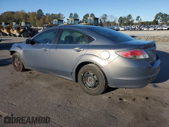 ✅ 2010 Mazda 6 i Sport • VIN: 1YVHZ8BH0A5M58212 • Lot: 82637895. Listed on Copart with 251,786 mi. Free auction sales archive from the USA and detailed vehicle history report at DreamBid. Image 2.