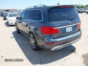 ✅ 2014 Mercedes-Benz GL 450 • VIN: 4JGDF7CE0EA319735 • Лот: 43159331. Опубликован ранее на IAAI с пробегом 81 718 миль. Бесплатный доступ к архиву аукционных продаж из США и подробный отчёт об истории автомобиля на DreamBid. Изображение 3.