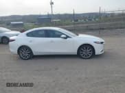 ✅ 2019 Mazda 3 Preferred • VIN: 3MZBPADL4KM106317 • Лот: 42007588. Опубликован ранее на IAAI с пробегом 45 470 миль. Бесплатный доступ к архиву аукционных продаж из США и подробный отчёт об истории автомобиля на DreamBid. Изображение 13.
