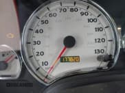 ✅ 2006 Saturn VUE • VIN: 5GZCZ33D56S800565 • Lot: 41717849. Wystawiony na IAAI z przebiegiem 177 820 mil. Bezpłatny archiwum sprzedaży aukcyjnych z USA i szczegółowy raport historii pojazdu na DreamBid. Zdjęcie 7.