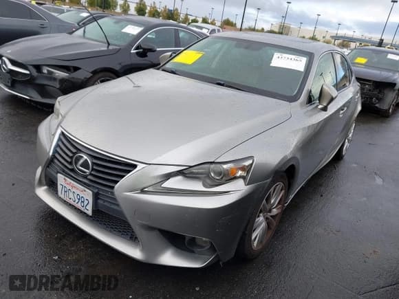 ✅ 2014 Lexus IS 250 • VIN: JTHBF1D29E5014075 • Lot: 43734365. Wystawiony na IAAI z przebiegiem 153 002 mil. Bezpłatny archiwum sprzedaży aukcyjnych z USA i szczegółowy raport historii pojazdu na DreamBid. Zdjęcie 2.