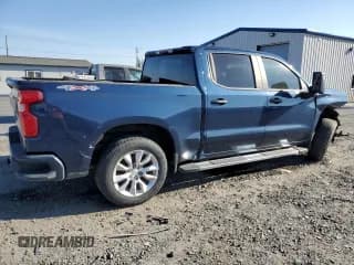 ✅ 2019 Chevrolet Silverado 1500 Custom • VIN: 3GCUYBEFXKG700027 • Lot: 69977734. Wystawiony na Copart z przebiegiem 79 626 mil. Bezpłatny archiwum sprzedaży aukcyjnych z USA i szczegółowy raport historii pojazdu na DreamBid. Zdjęcie 3.