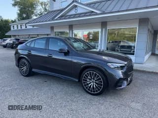 ✅ 2024 Mercedes-Benz GLC 43 AMG • VIN: W1NKJ8HB3RF200934 • Лот: 63517145. Опубликован ранее на Copart с пробегом 32 миль. Бесплатный доступ к архиву аукционных продаж из США и подробный отчёт об истории автомобиля на DreamBid. Изображение 1.
