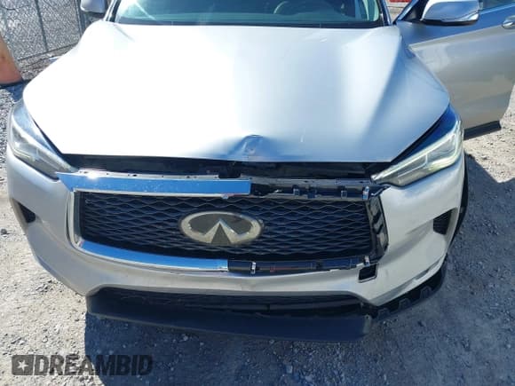 ✅ 2019 Infiniti QX50 Essential • VIN: 3PCAJ5M19KF122135 • Lot: 41722309. Wystawiony na IAAI z przebiegiem 145 920 mil. Bezpłatny archiwum sprzedaży aukcyjnych z USA i szczegółowy raport historii pojazdu na DreamBid. Zdjęcie 6.