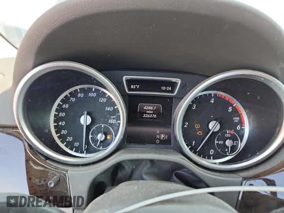 ✅ 2015 Mercedes-Benz M 250 • VIN: 4JGDA0EB2FA470943 • Lot: 80441025. Listed on Copart with 326,376 mi. Free auction sales archive from the USA and detailed vehicle history report at DreamBid. Image 9.