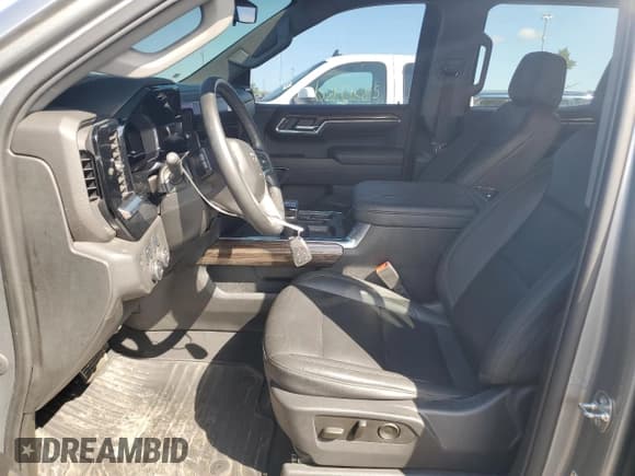 ✅ 2023 Chevrolet Silverado 1500 RST • VIN: 1GCUDEEL8PZ330447 • Lot: 64961485. Wystawiony na Copart z przebiegiem 34 991 mil. Bezpłatny archiwum sprzedaży aukcyjnych z USA i szczegółowy raport historii pojazdu na DreamBid. Zdjęcie 7.