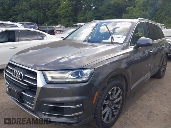 ✅ 2018 Audi Q7 Premium Plus • VIN: WA1LHAF70JD034461 • Lot: 42926156. Wystawiony na IAAI z przebiegiem 129 240 mil. Bezpłatny archiwum sprzedaży aukcyjnych z USA i szczegółowy raport historii pojazdu na DreamBid. Zdjęcie 2.