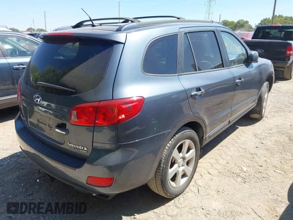 ✅ 2008 Hyundai Santa Fe SE • VIN: 5NMSH73E78H228347 • Lot: 43177689. Wystawiony na IAAI z przebiegiem 152 767 mil. Bezpłatny archiwum sprzedaży aukcyjnych z USA i szczegółowy raport historii pojazdu na DreamBid. Zdjęcie 4.