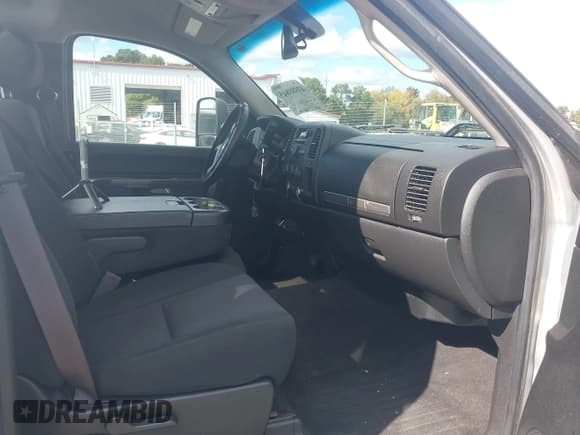 ✅ 2012 Chevrolet Silverado 2500HD LT • VIN: 1GC0KXCG9CZ165945 • Лот: 43580845. Опубликован ранее на IAAI с пробегом 131 283 миль. Бесплатный доступ к архиву аукционных продаж из США и подробный отчёт об истории автомобиля на DreamBid. Изображение 5.