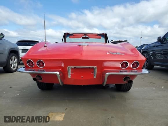 ✅ 1963 Chevrolet Corvette • VIN: 30867S111109 • Лот: 75129974. Опубликован ранее на Copart с пробегом 89 204 миль. Бесплатный доступ к архиву аукционных продаж из США и подробный отчёт об истории автомобиля на DreamBid. Изображение 6.