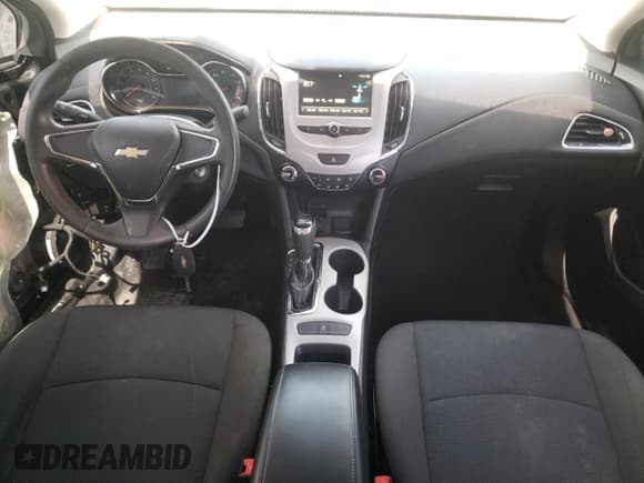 ✅ 2018 Chevrolet Cruze LS • VIN: 1G1BC5SM0J7148454 • Lot: 50371633. Listed on Copart with 112,015 mi. Free auction sales archive from the USA and detailed vehicle history report at DreamBid. Image 8.