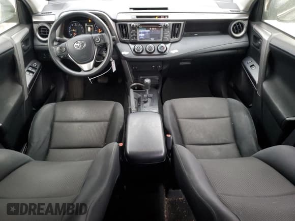 ✅ 2017 Toyota RAV4 LE • VIN: JTMBFREV8HJ113510 • Lot: 92204105. Wystawiony na Copart z przebiegiem 151 532 mil. Bezpłatny archiwum sprzedaży aukcyjnych z USA i szczegółowy raport historii pojazdu na DreamBid. Zdjęcie 8.