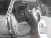 2009 Chevrolet Traverse LS z VIN 1GNER13D29S116308, wystawiony jako IAAI lot #42288226 z przebiegiem 170 391 mil mil oraz . Historia ofert i sprzedaży dostępna na DreamBid. Obrazek 8.