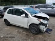 ✅ 2015 Toyota Yaris L • VIN: VNKJTUD31FA031940 • Lot: 46787675. Wystawiony na Copart z przebiegiem 200 659 mil. Bezpłatny archiwum sprzedaży aukcyjnych z USA i szczegółowy raport historii pojazdu na DreamBid. Zdjęcie 4.