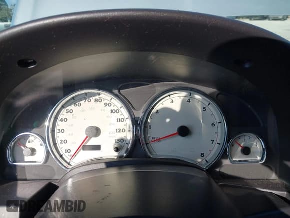 ✅ 2005 Saturn VUE • VIN: 5GZCZ63405S857708 • Lot: 42853254. Wystawiony na IAAI z przebiegiem Nie podano. Bezpłatny archiwum sprzedaży aukcyjnych z USA i szczegółowy raport historii pojazdu na DreamBid. Zdjęcie 7.