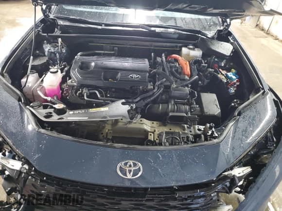 ✅ 2025 Toyota Crown XLE • VIN: JTDACAAJ3S3007535 • Lot: 92850935. Listed on Copart with 33,475 mi. Free auction sales archive from the USA and detailed vehicle history report at DreamBid. Image 11.