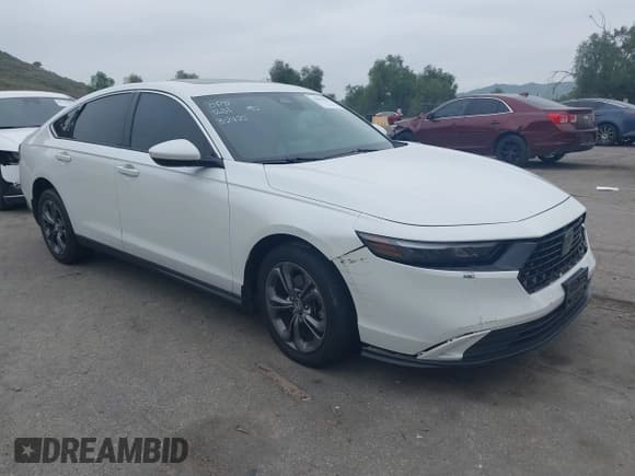 ✅ 2023 Honda Accord EX • VIN: 1HGCY1F36PA042417 • Лот: 41893844. Опубликован ранее на IAAI с пробегом 41 189 миль. Бесплатный доступ к архиву аукционных продаж из США и подробный отчёт об истории автомобиля на DreamBid. Изображение 1.