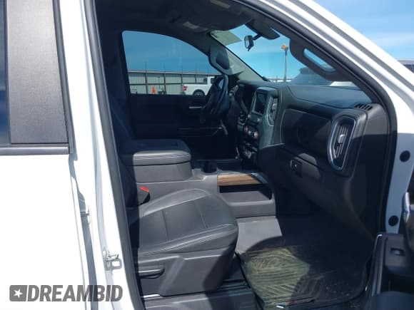 ✅ 2021 Chevrolet Silverado 1500 RST • VIN: 3GCUYEET4MG243452 • Лот: 41732000. Опубликован ранее на IAAI с пробегом 122 868 миль. Бесплатный доступ к архиву аукционных продаж из США и подробный отчёт об истории автомобиля на DreamBid. Изображение 5.