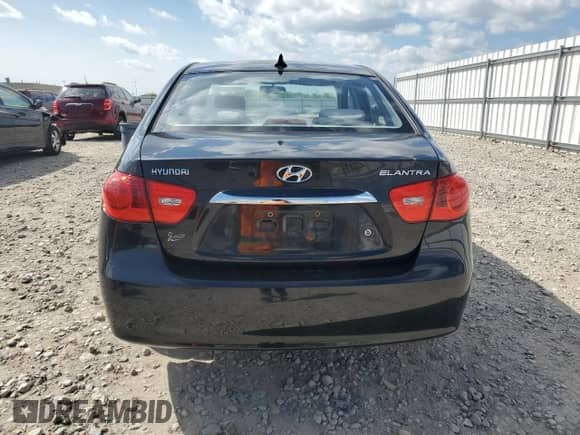 2010 Hyundai Elantra GLS z VIN KMHDU4AD9AU874416, wystawiony jako Copart lot #70592174 z przebiegiem 204 583 mil mil oraz Nie do naprawy • Non repairable. Historia ofert i sprzedaży dostępna na DreamBid. Obrazek 6.