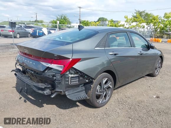 ✅ 2025 Hyundai Elantra SEL Convenience • VIN: KMHLS4DG3SU873416 • Lot: 43136858. Wystawiony na IAAI z przebiegiem 2 855 mil. Bezpłatny archiwum sprzedaży aukcyjnych z USA i szczegółowy raport historii pojazdu na DreamBid. Zdjęcie 4.