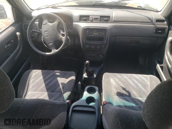 ✅ 2001 Honda CR-V EX • VIN: JHLRD17631S027116 • Lot: 67655854. Wystawiony na Copart z przebiegiem 186 492 mil. Bezpłatny archiwum sprzedaży aukcyjnych z USA i szczegółowy raport historii pojazdu na DreamBid. Zdjęcie 8.