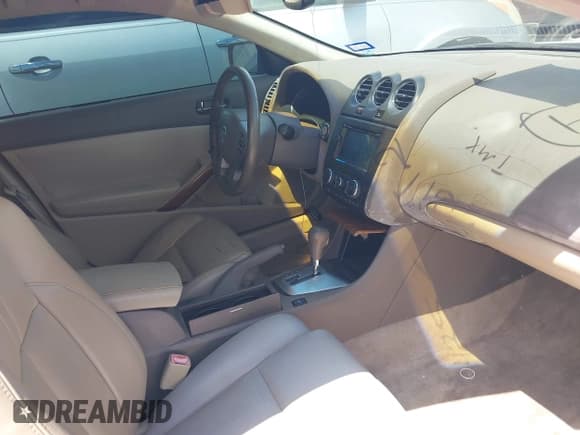 ✅ 2008 Nissan Altima S • VIN: 1N4AL24E28C109623 • Lot: 42511241. Wystawiony na IAAI z przebiegiem 220 689 mil. Bezpłatny archiwum sprzedaży aukcyjnych z USA i szczegółowy raport historii pojazdu na DreamBid. Zdjęcie 5.