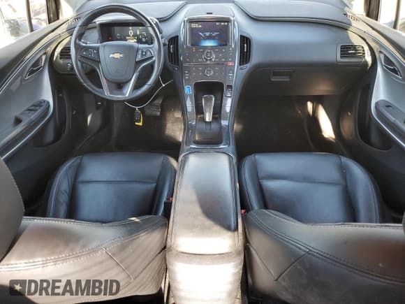 ✅ 2013 Chevrolet Volt • VIN: 1G1RB6E40DU148639 • Lot: 84972015. Wystawiony na Copart z przebiegiem 157 261 mil. Bezpłatny archiwum sprzedaży aukcyjnych z USA i szczegółowy raport historii pojazdu na DreamBid. Zdjęcie 8.