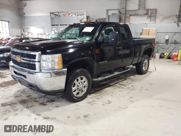 ✅ 2012 Chevrolet Silverado 2500HD LT • VIN: 1GC2KXCG2CZ303026 • Lot: 41877707. Wystawiony na IAAI z przebiegiem 251 672 mil. Bezpłatny archiwum sprzedaży aukcyjnych z USA i szczegółowy raport historii pojazdu na DreamBid. Zdjęcie 2.