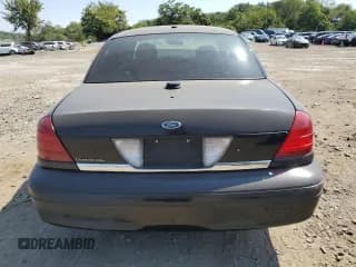 ✅ 2007 Ford Crown Victoria • VIN: 2FAFP73V07X136460 • Лот: 71070704. Опубликован ранее на Copart с пробегом 146 471 миль. Бесплатный доступ к архиву аукционных продаж из США и подробный отчёт об истории автомобиля на DreamBid. Изображение 6.