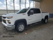 ✅ 2020 Chevrolet Silverado 2500HD LT • VIN: 1GC1YNEY3LF240329 • Лот: 64636975. Опубликован ранее на Copart с пробегом 99 316 миль. Бесплатный доступ к архиву аукционных продаж из США и подробный отчёт об истории автомобиля на DreamBid. Изображение 1.