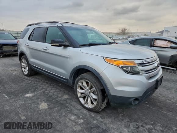 ✅ 2013 Ford Explorer XLT • VIN: 1FM5K8D87DGB26993 • Lot: 95157815. Listed on Copart with 187,215 mi. Free auction sales archive from the USA and detailed vehicle history report at DreamBid. Image 4.
