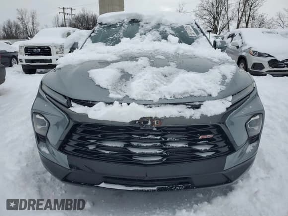 ✅ 2023 Chevrolet Blazer RS • VIN: 3GNKBKRS2PS195712 • Lot: 88147895. Wystawiony na Copart z przebiegiem 24 268 mil. Bezpłatny archiwum sprzedaży aukcyjnych z USA i szczegółowy raport historii pojazdu na DreamBid. Zdjęcie 5.