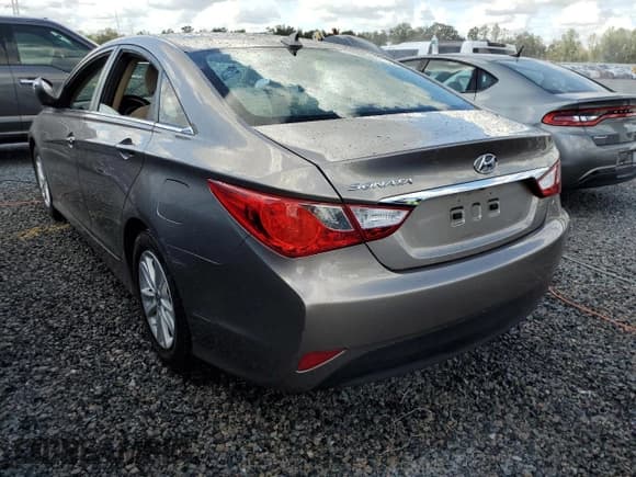 ✅ 2014 Hyundai Sonata GLS • VIN: 5NPEB4AC7EH899210 • Lot: 74763864. Wystawiony na Copart z przebiegiem Nie podano. Bezpłatny archiwum sprzedaży aukcyjnych z USA i szczegółowy raport historii pojazdu na DreamBid. Zdjęcie 2.
