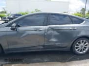 ✅ 2016 Ford Fusion SE Hybrid • VIN: 3FA6P0LU6GR127095 • Lot: 42013324. Listed on IAAI with 134,474 mi. Free auction sales archive from the USA and detailed vehicle history report at DreamBid. Image 14.