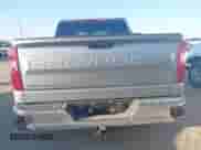 2026 Chevrolet Silverado 1500 LT z VIN 3GCUKDED5TG130130, wystawiony jako IAAI lot #43613368 z przebiegiem 3 302 mil mil oraz . Historia ofert i sprzedaży dostępna na DreamBid. Obrazek 16.